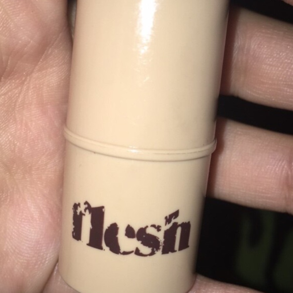 Flesh stick foundation in honey
